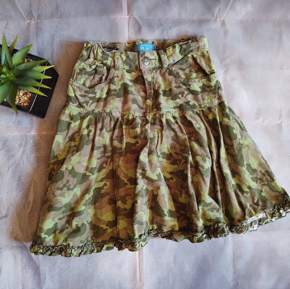 💥 3/$20 The Children's Place Camo Skirt 6X/7!